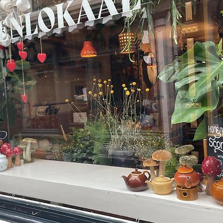 Groenlokaal Алкмаар Екстериор снимка